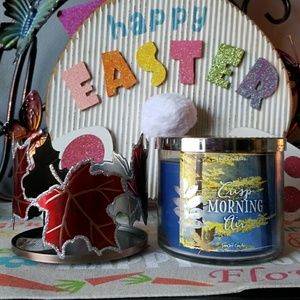BATH AND BODY WORKS CANDLE & HOLDER BUNDLE
